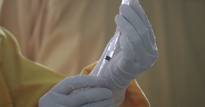 На Колыму поступила первая партия вакцины против новой коронавирусной инфекции «Спутник лайт»