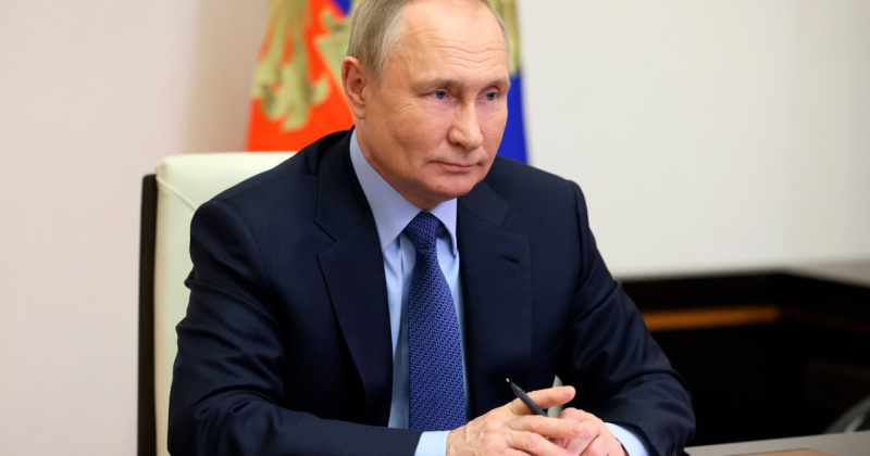 Президент Российской Федерации Владимир Путин поздравил колымчан с Днём Победы