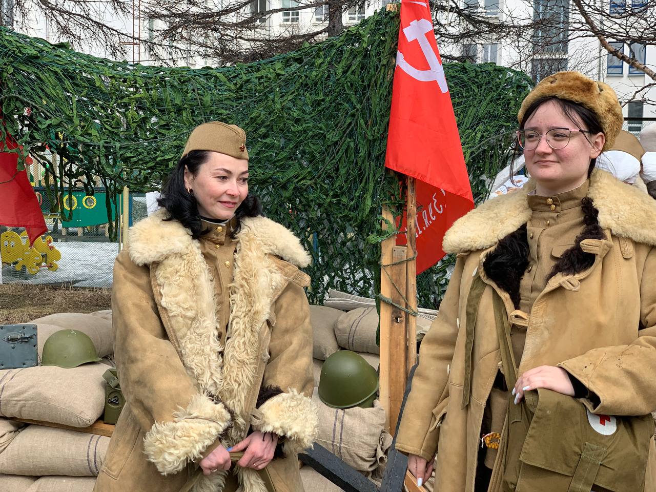Праздничная встреча «Победный май» прошла в сквере 70-летия Магадана.
