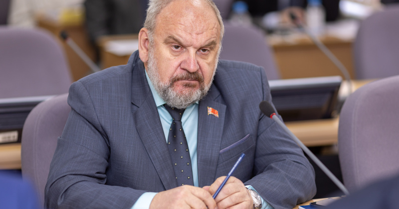Депутат Магаданской облдумы Александр Чугунов, представил отчет о проделанной работе за первое полугодие