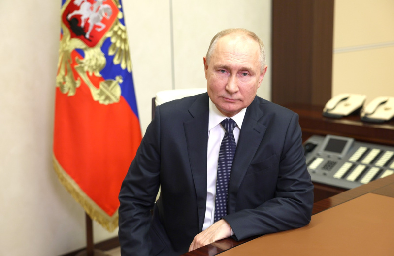 Президент Российской Федерации Владимир Путин поздравил колымчан с Днём Победы