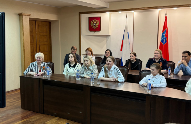 Пятый телемост родственников с военнослужащими из Магаданской области прошел накануне Дня Победы