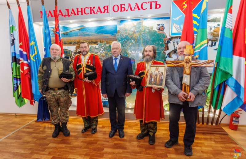 Андрей Зыков встретился с участниками крестного хода «Святая Русь. Сим победиши»