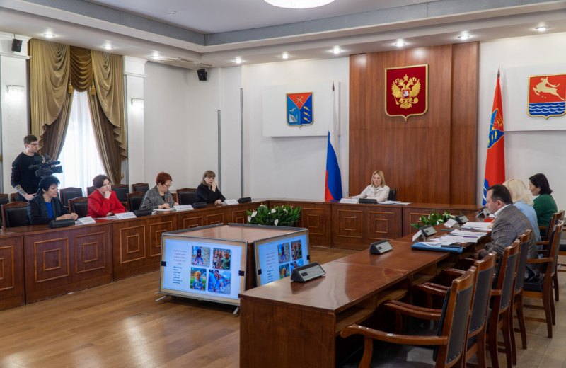 20 магаданских семей принимают участие в региональном этапе Всероссийского конкурса «Семья года» — «Колымские родники»
