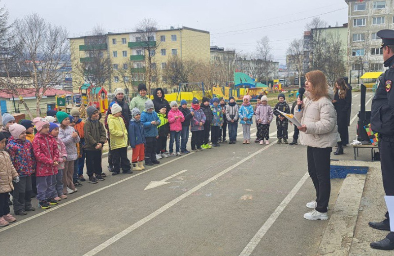 Межведомственная акция по формированию здорового и безопасного образа жизни прошла в магаданских детских садах