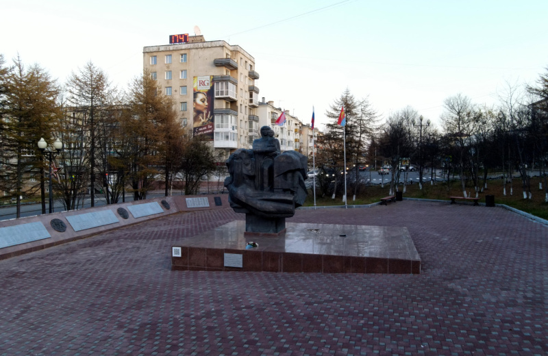 Полицейские Колымы напоминают об ответственности за уничтожение или повреждение мемориальных объектов