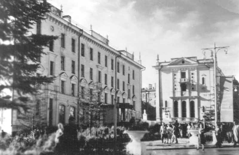 17 июня 1996 год в Магадане открылась гостиница «ВМ-Центральная».