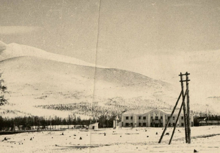16 июля 1954 года образован Омсукчанский район