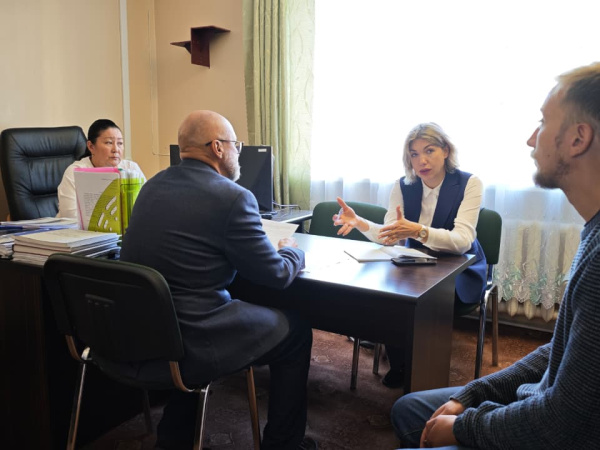 Федеральный эксперт в области детской и подростковой психиатрии прибыла в Магадан с рабочим визитом