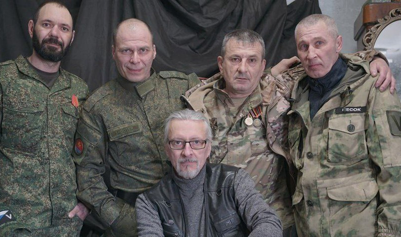 Ветераны спецоперации приняли участие в открытии фотовыставки «Посмотри на моих бойцов» в Магадане