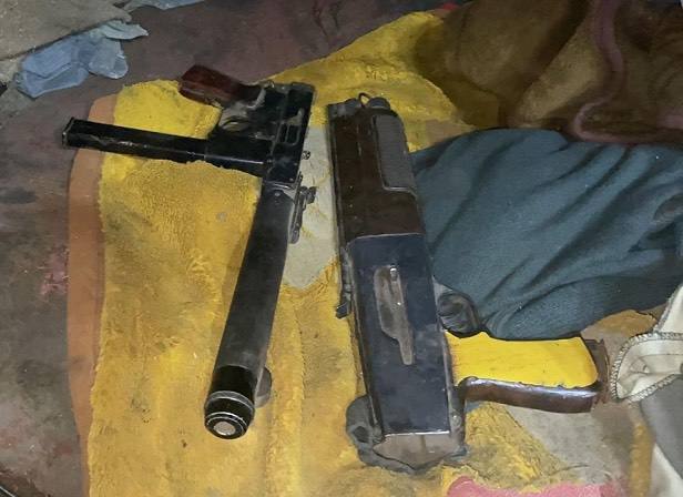 В Магадане вынесен приговор местному жителю, обвиняемому в кражах и незаконном изготовлении оружия