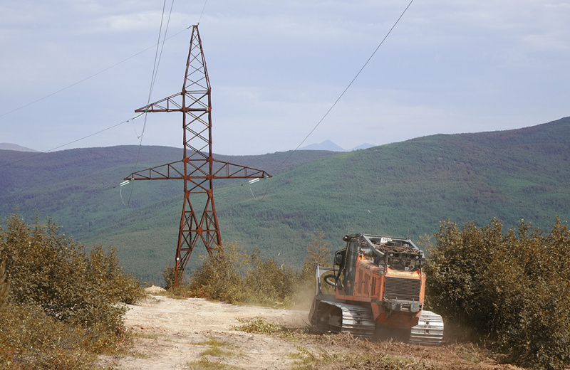 Магаданэнерго расчистило 291 га просек ЛЭП