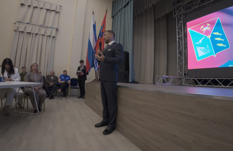 Эдуард Козлов: С вашей помощью мы будем жить в сильной и могучей России.