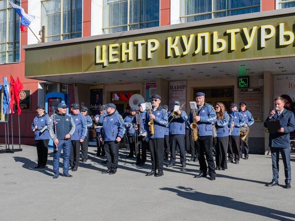 День воссоединения Донбасса и Новороссии с Россией отметили в Магадане концертом ОДЭМ
