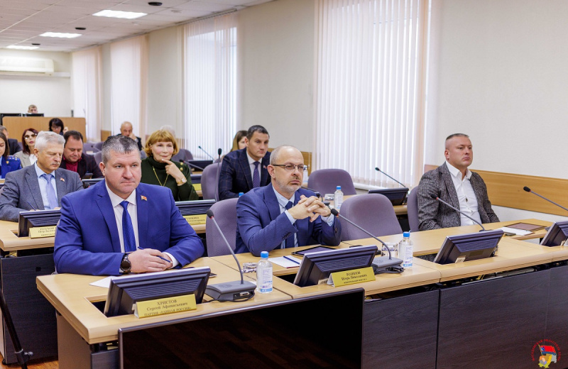Заседанием комитета по социальной политике Магаданская областная Дума восьмого созыва открыла осеннюю парламентскую сессию