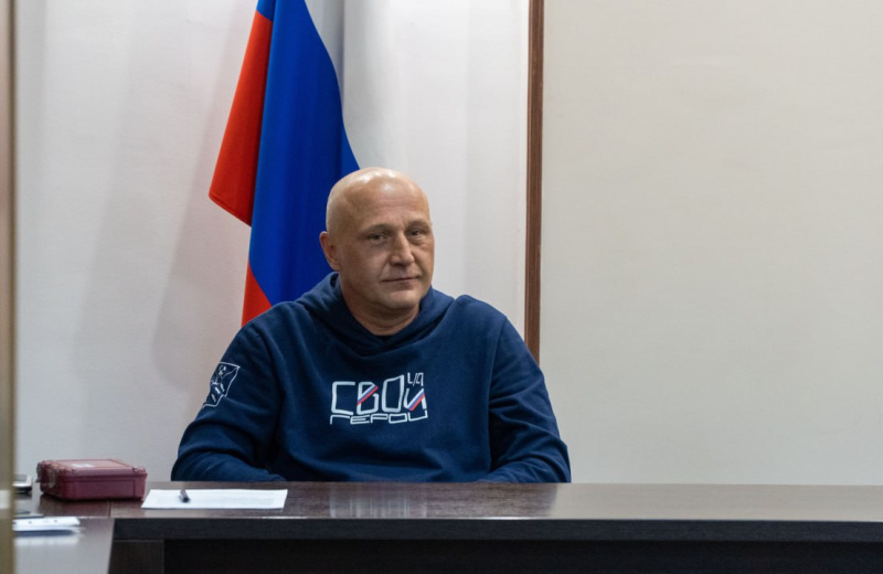 Ветеран СВО Михаил Чернышов проходит стажировку в министерстве внутренней и информационной политики Магаданской области