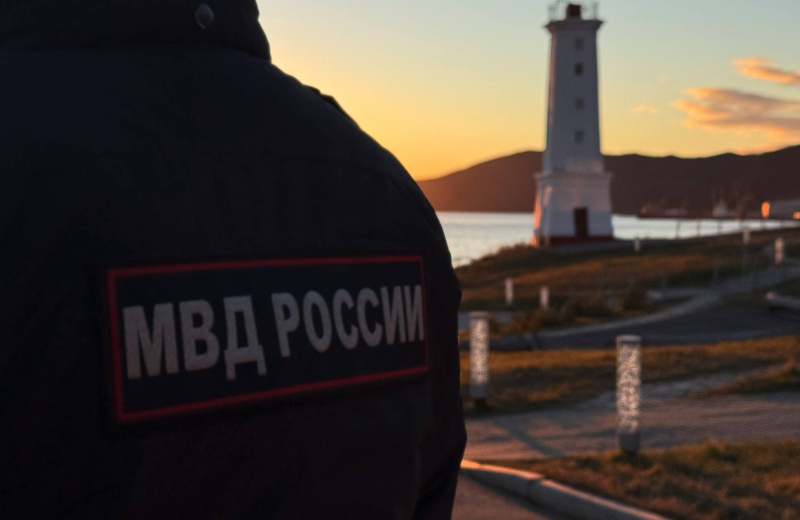 Сотрудники УМВД России по Магаданской области приглашают школьников принять участие в олимпиаде «Университет цифровой полиции»