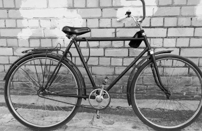 30 октября 1960 года завершился велопробег Магадан -Москва. Стартовал он 9 июня