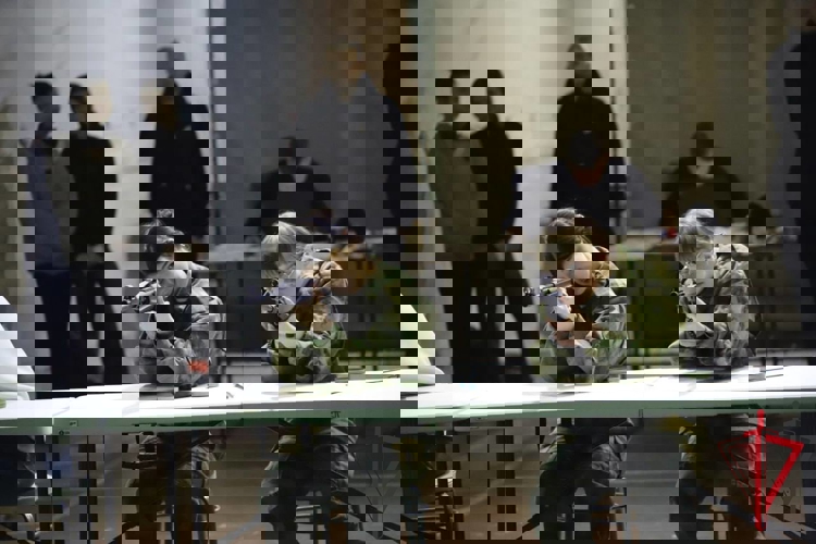 В Магадане кадеты Росгвардии успешно выступили на праздничном турнире по стрельбе