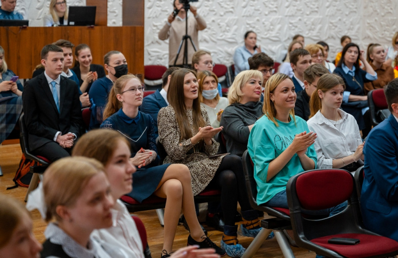 В Магадане проведут третий городской профессиональный конкурс команд педагогов «Учитель будущего-2025»