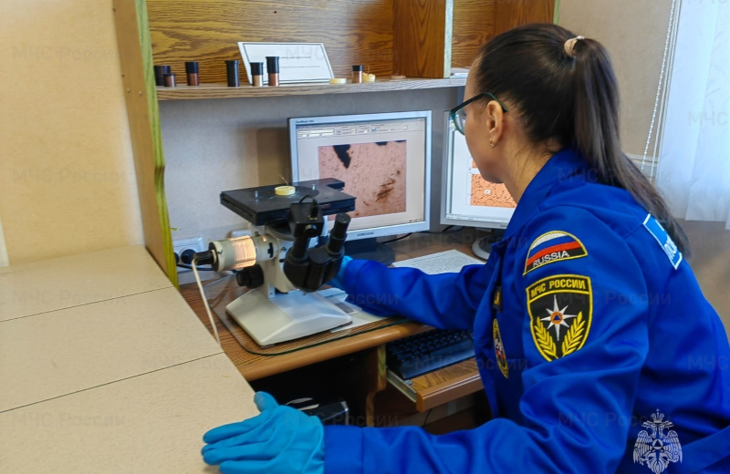 Магаданской испытательной пожарной лаборатории исполнилось 37 лет