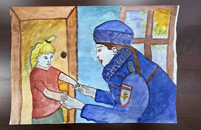 В преддверии Дня матери полицейские Колымы поделились подборкой детских рисунков