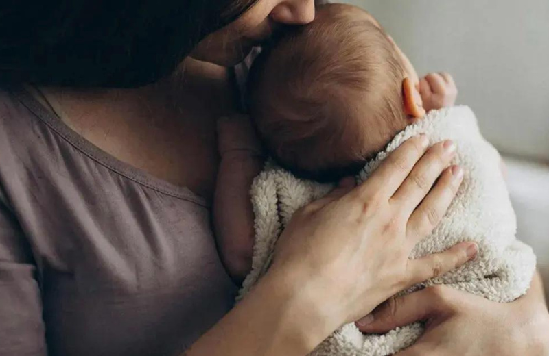 Анатолий Широков поздравляет колымских матерей с праздником