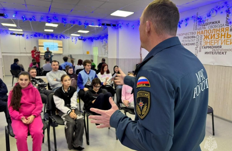 Безопасный лед: инспекторы ГИМС провели интерактивный урок