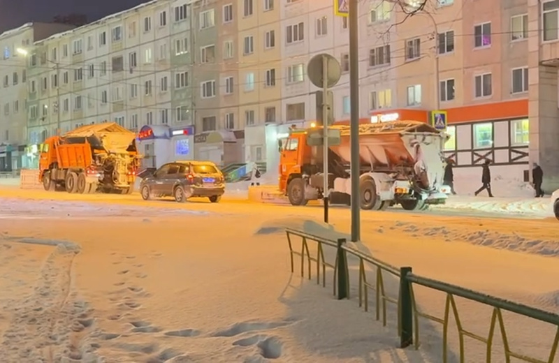 В Магадане продолжается ликвидация последствий циклона