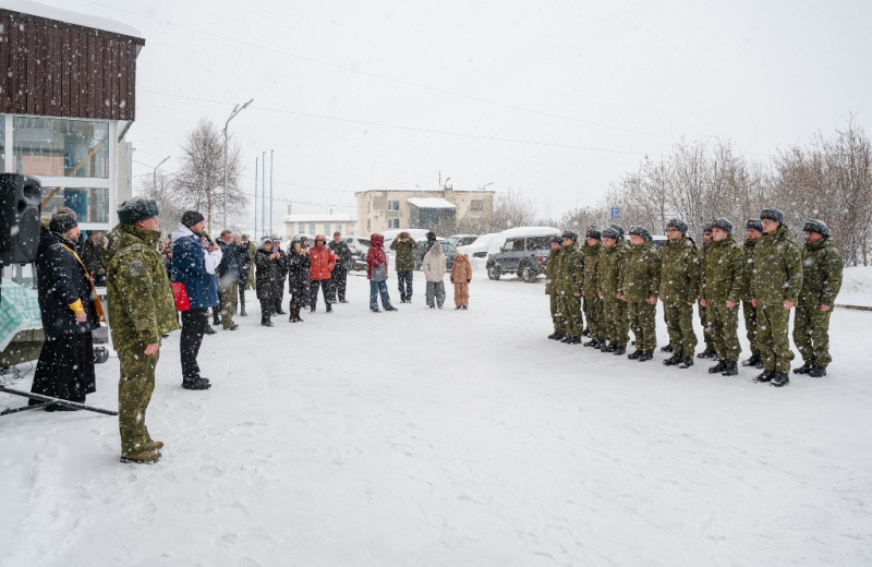Магадан провожает призывников