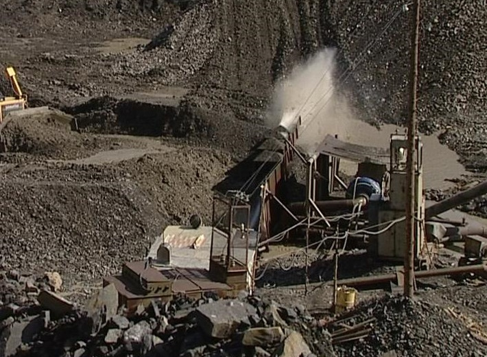 Почти половина случаев производственного травматизма фиксируется в организациях, специализирующихся на добыче полезных ископаемых