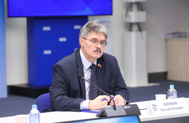 Анатолий Широков: Мы рассматриваем внутренний порядок и дисциплину как непременную основу для успешной работы «Единой России» в регионе