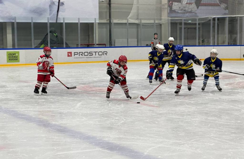 Магадан встречает региональный детско-юношеский турнир по хоккею