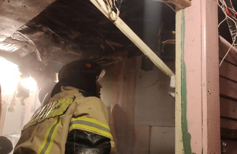 Утром затопили печь, а вечером тушили пожар