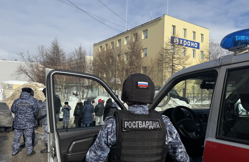 В Магадане Росгвардия и МЧС провели совместную пожарно-тактическую тренировку