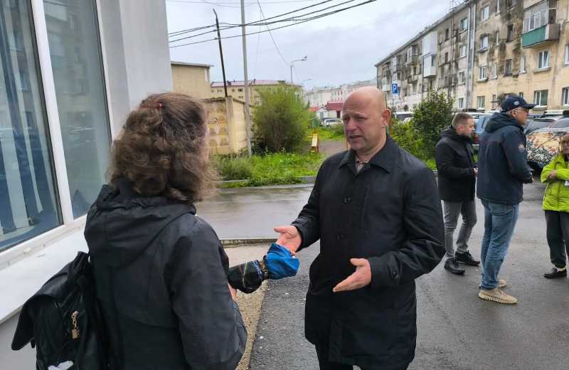 Павел Безменов: Работы по благоустройству в округе не ограничиваются программой наказов избирателей