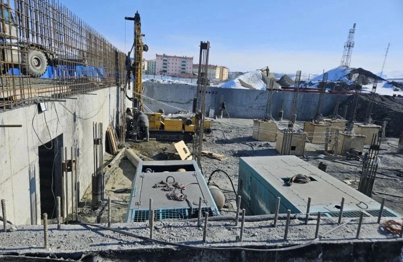 Строительство участковой больницы в Сусумане идёт строго по графику