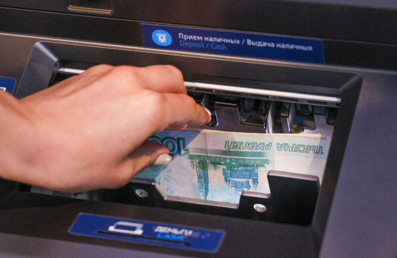 В мае продолжил расти интерес к депозитам