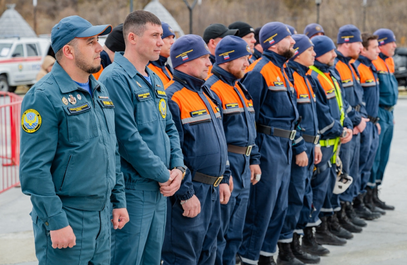 Два десятилетия на страже безопасности: поисково-спасательная служба управления ГОиЧС мэрии города Магадана отметила юбилей