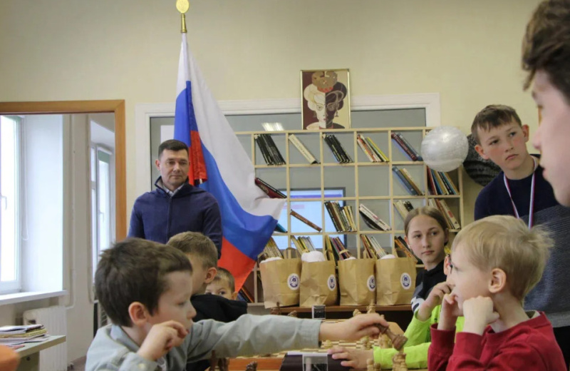 Патриотические акции, фестиваль «Территория дружбы», спортивные турниры и вручение паспортов: «Единая Россия» проведёт мероприятия ко Дню России
