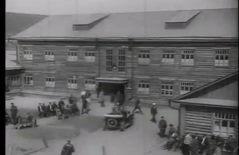 17 июня 1939 года для проведения переписи гражданского населения на Колыме создано Бюро переписи.