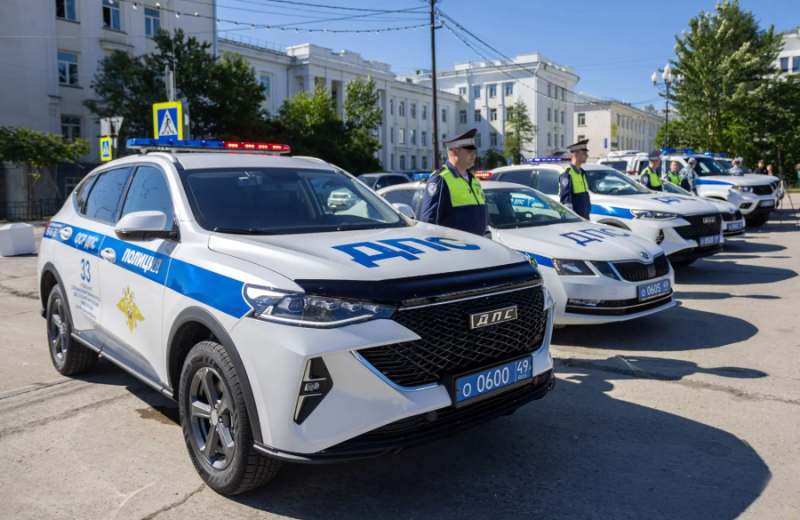 Анатолий Широков: Поздравляю личный состав колымского управления и искренне благодарю за готовность незамедлительно прийти на помощь