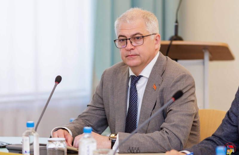 Работа в округе, развитие туризма, сохранение экологии - основные направления работы депутата Александра Нестеровича