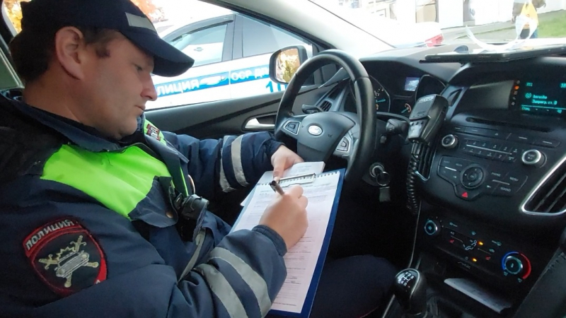 Автопогоня за нетрезвым автолюбителем без водительских прав закончилась уголовным делом