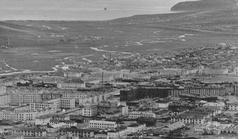 6 августа 1957 года II сессия Магаданского областного Совета депутатов рассмотрела состояние и меры улучшения народного образования в области