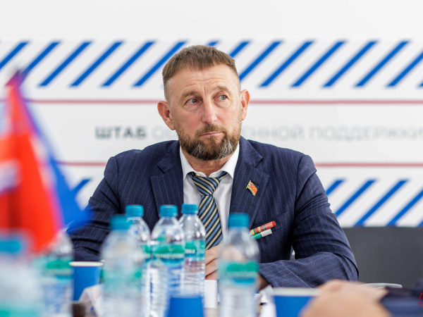 Поддержка СВО, «Историческая память» и забота о ветеранах: отчет депутата Эдуарда Козлова