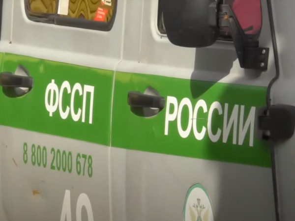 Арест автомобиля заставил жителя Колымы погасить долг по алиментам