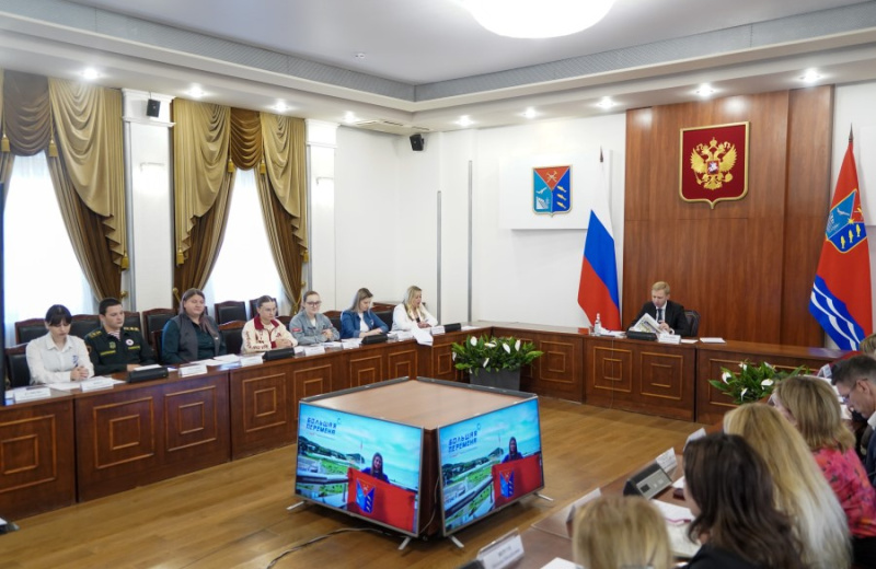 В правительстве Магаданской области подвели итоги работы Движения Первых и наметили планы на конец 2026 года